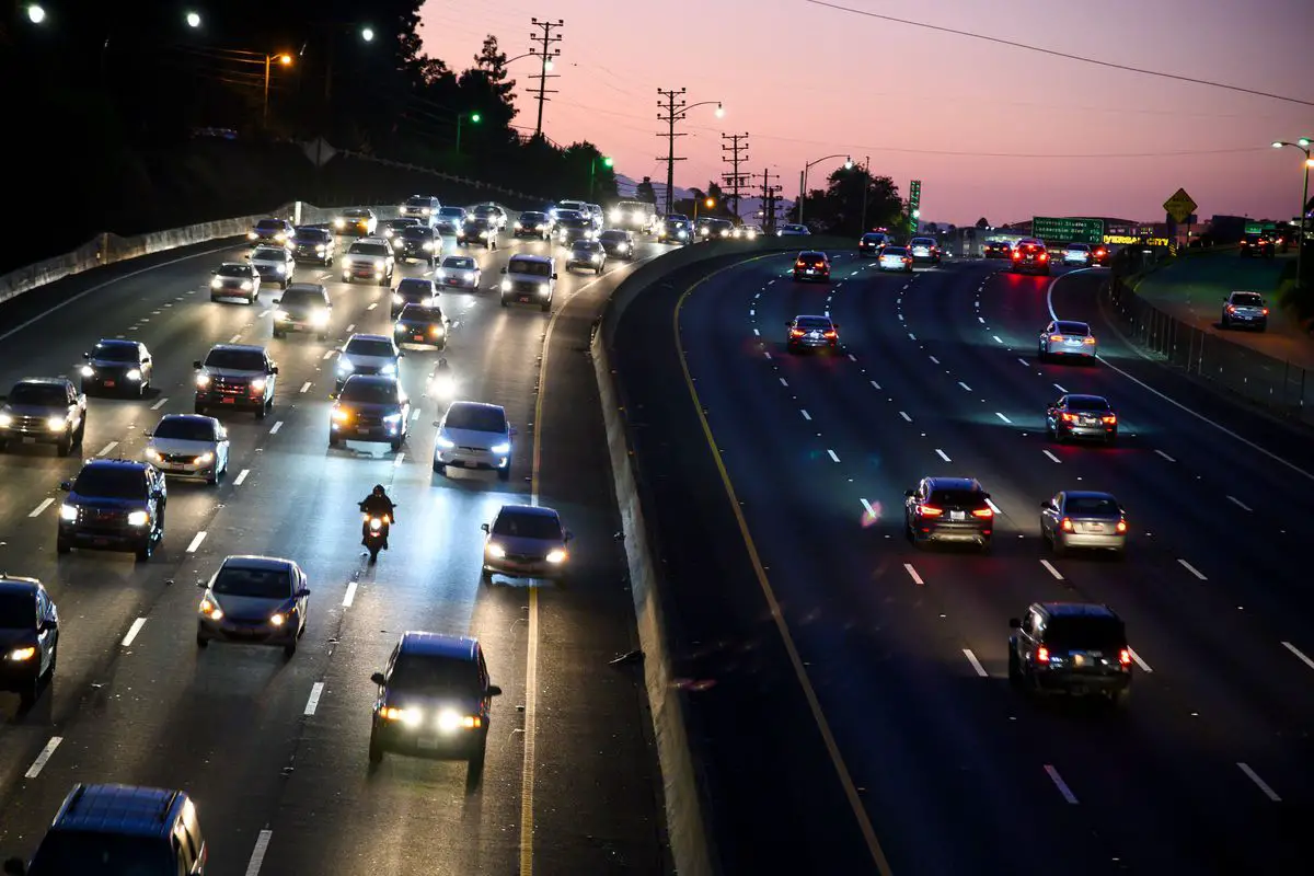 California car emissions: Trump starts a huge legal battle over ...