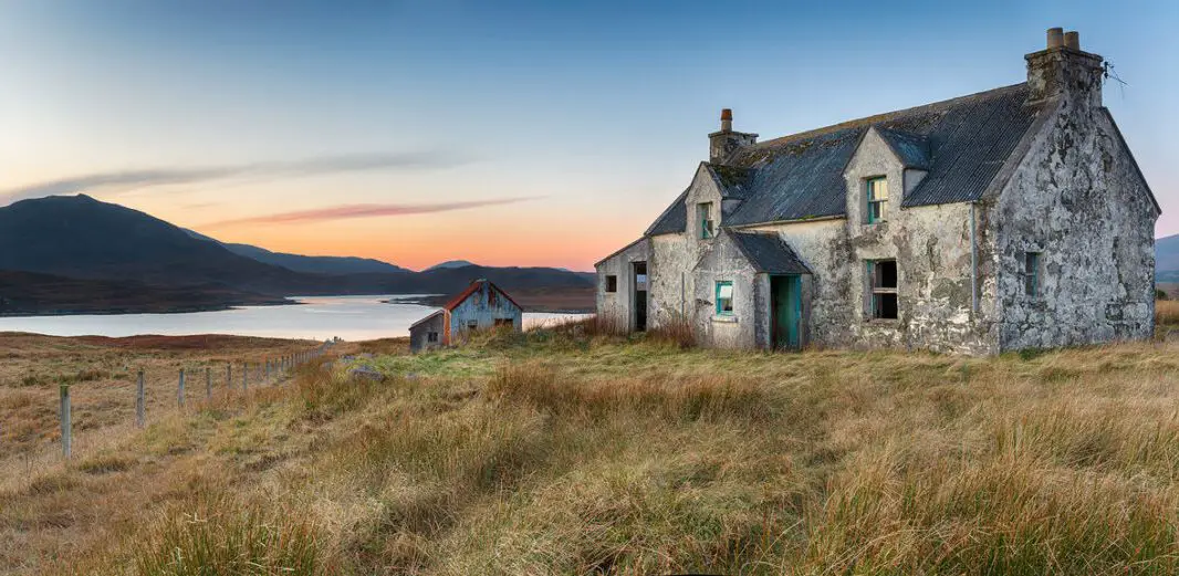 Crofters supported by Scottish Government grant to build ...