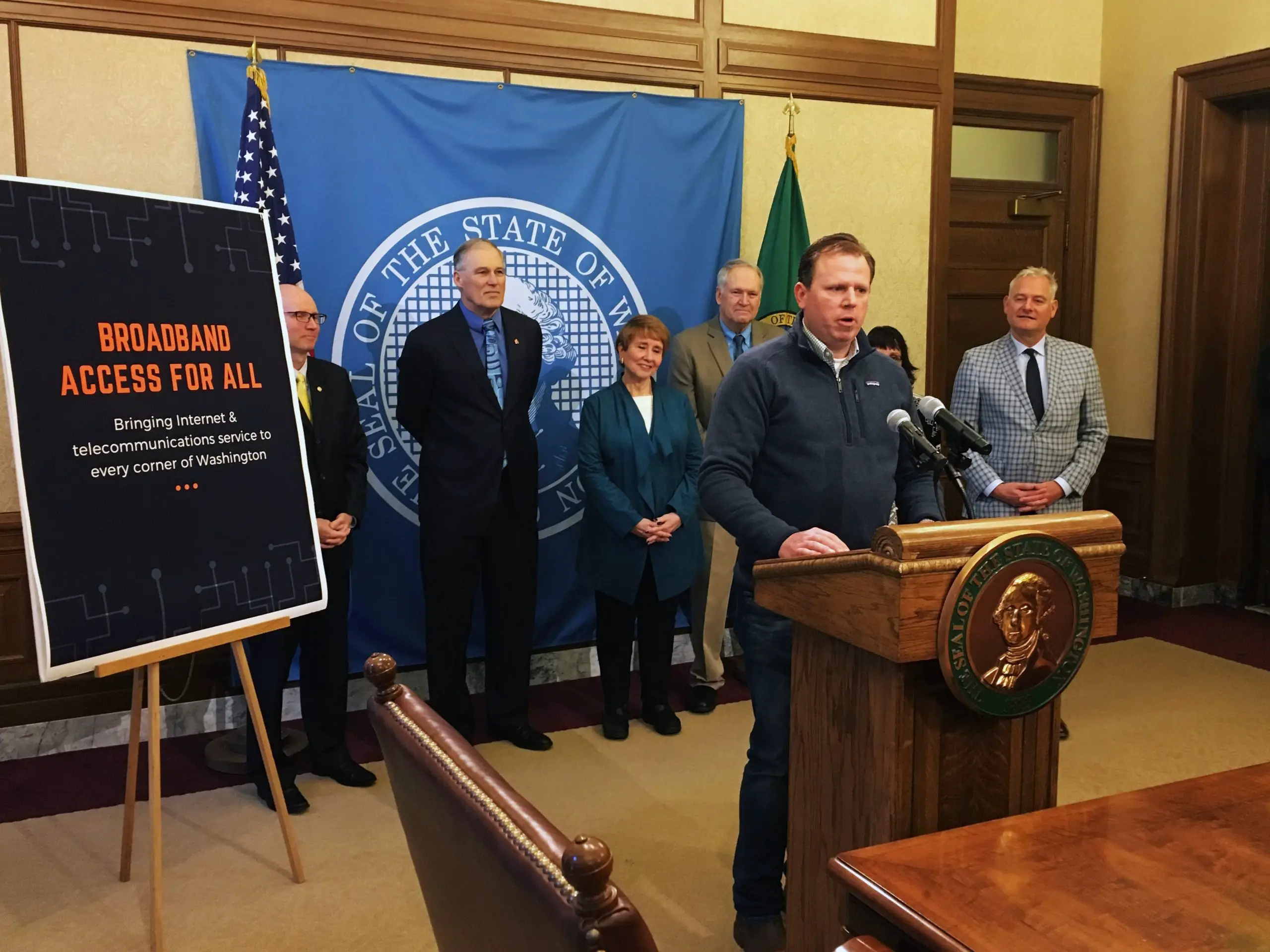 Inslee proposes broadband access for all