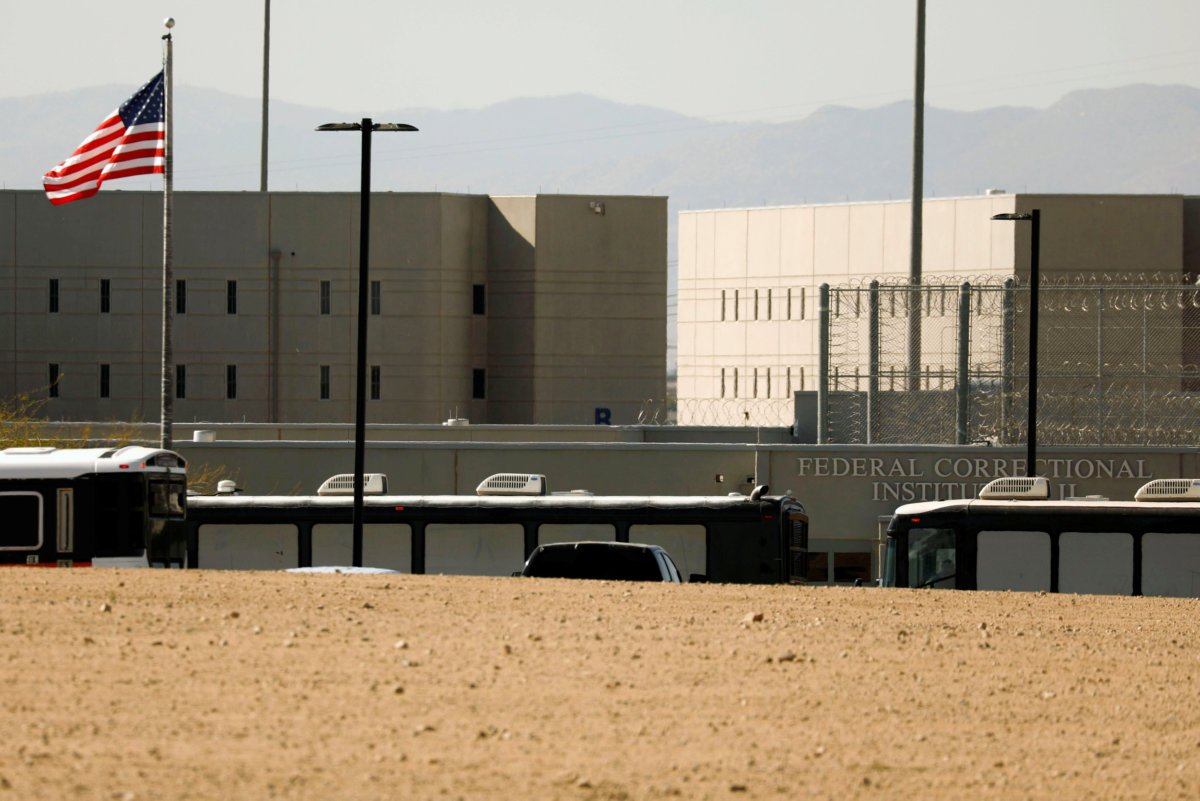 Lawyers, workers question putting immigration detainees in ...
