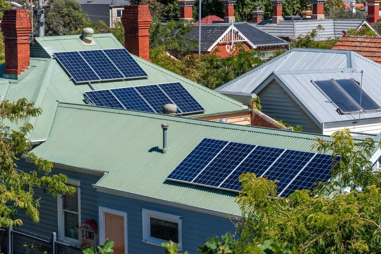 Save money on solar: Australiaâs residential solar rebates ...