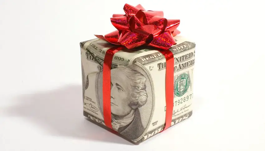 Six Reasons Why Giving Away Your Money Makes You ...