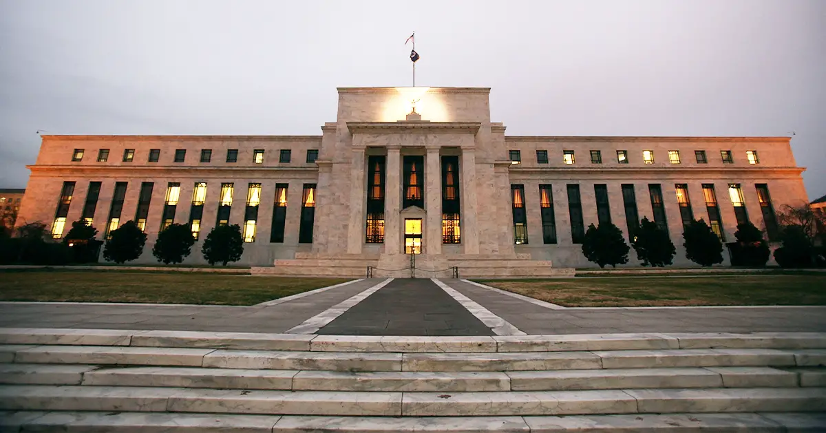 The Federal Reserve Holds More Treasury Notes and Bonds ...