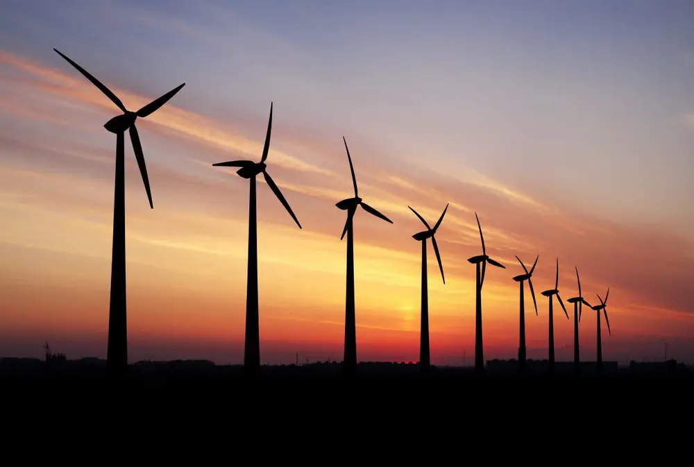 Wind generation surpasses hydroelectric power as top ...